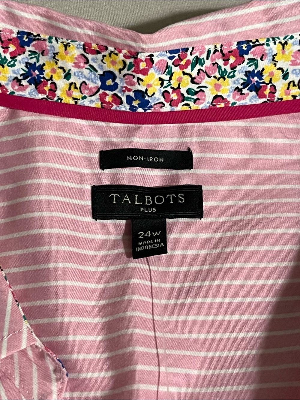 Talbots Pink and White Striped Button-Down Shirt Women’s Size 24w NWT - Picture 3 of 4